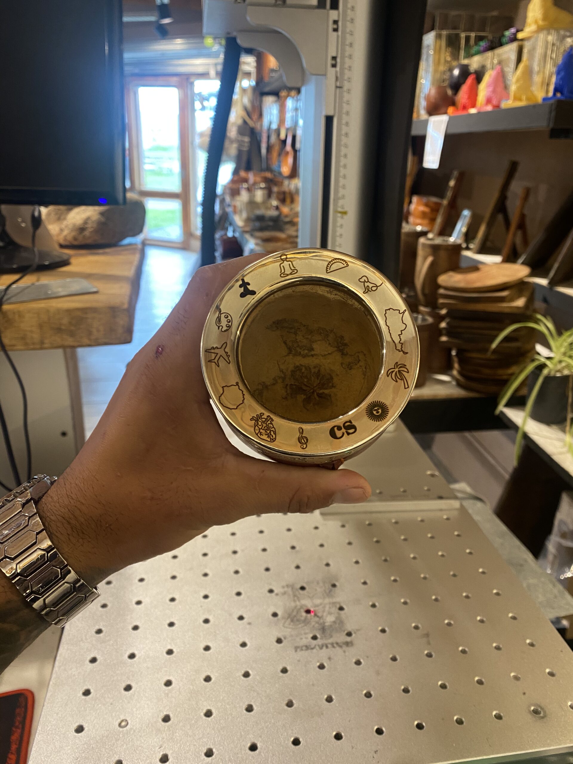 swatch item