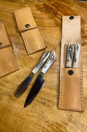 Juego Cuchillo y Tenedor – Estuche
